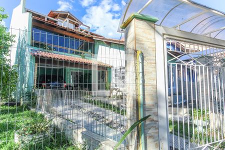 Casa à venda com 407m², 3 quartos e 2 vagasFachada