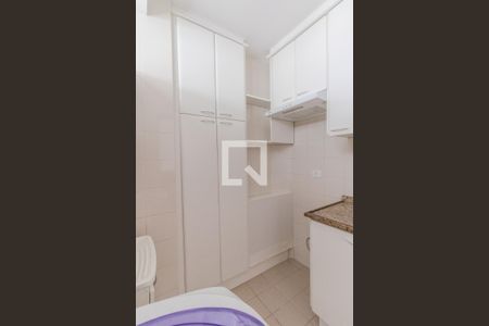 Apartamento à venda com 42m², 1 quarto e sem vaga Apartamento à venda com 42m², 1 quarto e sem vagaCozinha e Área de Serviço