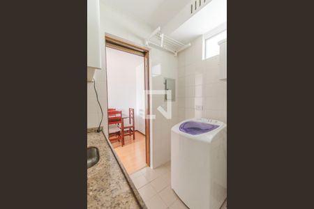 Apartamento à venda com 42m², 1 quarto e sem vaga Apartamento à venda com 42m², 1 quarto e sem vagaCozinha e Área de Serviço