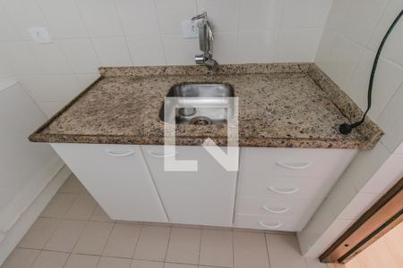 Apartamento à venda com 42m², 1 quarto e sem vaga Apartamento à venda com 42m², 1 quarto e sem vagaCozinha e Área de Serviço
