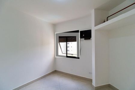 Quarto  de apartamento à venda com 1 quarto, 34m² em Paraíso do Morumbi, São Paulo