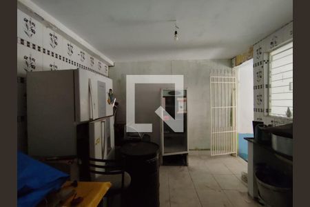 Casa à venda com 300m², 1 quarto e sem vaga Casa à venda com 300m², 1 quarto e sem vagaCozinha Salão