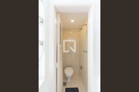 Apartamento para alugar com 130m², 3 quartos e 2 vagasBanheiro de Serviço