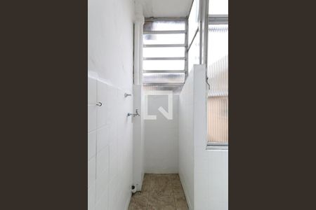 Apartamento para alugar com 70m², 2 quartos e sem vaga Apartamento para alugar com 70m², 2 quartos e sem vagaÁrea de Serviço