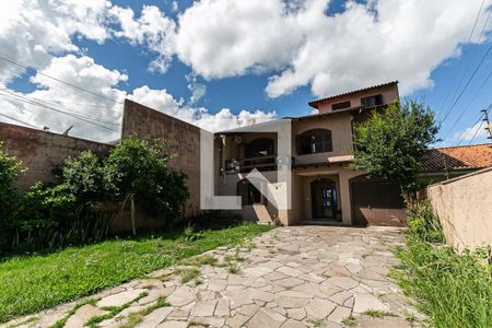 Casa à venda com 200m², 4 quartos e 4 vagasFachada