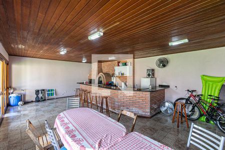 Casa à venda com 200m², 4 quartos e 4 vagasÁrea comum - Salão de festas