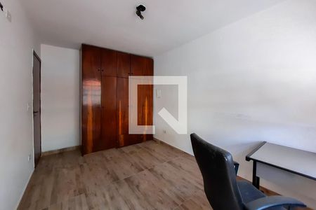 Casa para alugar com 190m², 3 quartos e 2 vagasQuarto 2