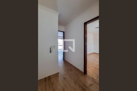 Casa para alugar com 190m², 3 quartos e 2 vagasCorredor