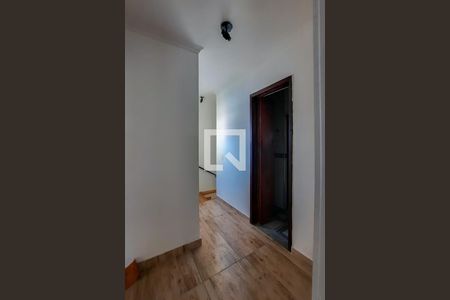 Casa para alugar com 190m², 3 quartos e 2 vagasCorredor