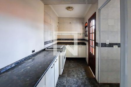 Casa para alugar com 190m², 3 quartos e 2 vagasCozinha