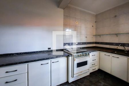 Casa para alugar com 190m², 3 quartos e 2 vagasCozinha