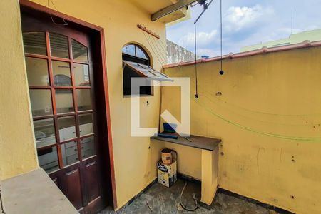 Casa para alugar com 190m², 3 quartos e 2 vagasÁrea de Serviço