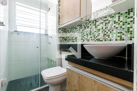 Apartamento à venda com 93m², 2 quartos e 1 vaga Apartamento à venda com 93m², 2 quartos e 1 vagaBanheiro