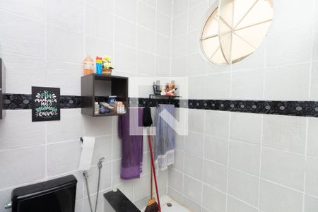 Casa à venda com 140m², 3 quartos e 3 vagasBanheiro da suíte