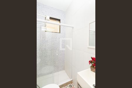 Casa à venda com 140m², 3 quartos e 3 vagasBanheiro principal