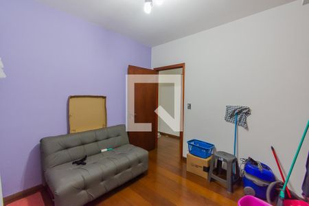 Casa à venda com 550m², 4 quartos e 7 vagasSuíte 3