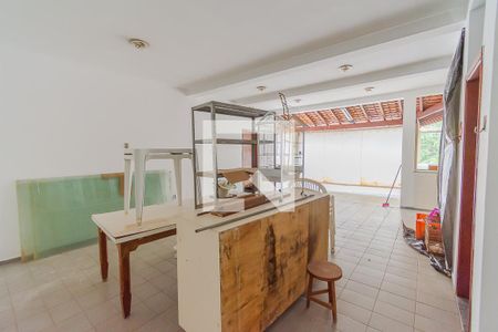 Casa à venda com 550m², 4 quartos e 7 vagasSalão de Festas