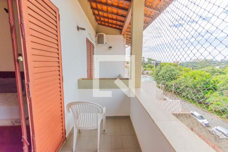 Casa à venda com 550m², 4 quartos e 7 vagasSacada
