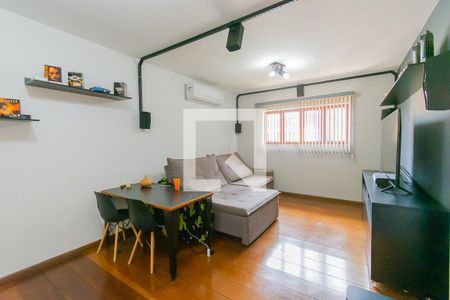 Casa à venda com 550m², 4 quartos e 7 vagasSala de TV