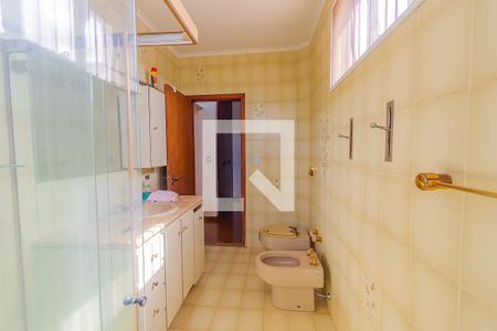 Casa à venda com 550m², 4 quartos e 7 vagasBanheiro da Suíte 1