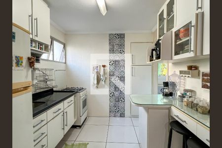 Apartamento à venda com 70m², 2 quartos e 2 vagas Apartamento à venda com 70m², 2 quartos e 2 vagasCozinha
