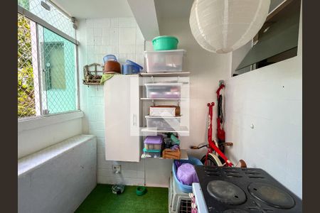 Apartamento à venda com 70m², 2 quartos e 2 vagas Apartamento à venda com 70m², 2 quartos e 2 vagasÁrea de Serviço