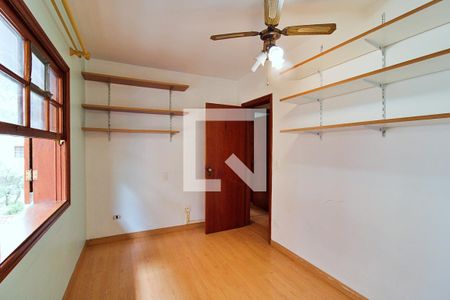 Casa à venda com 180m², 3 quartos e 4 vagasSuíte 3