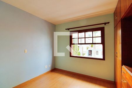 Casa à venda com 180m², 3 quartos e 4 vagasSuíte 2