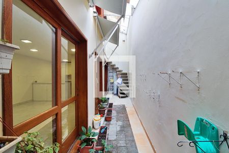 Casa à venda com 180m², 3 quartos e 4 vagasCorredor