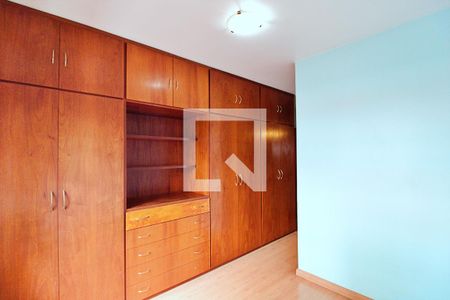 Casa à venda com 180m², 3 quartos e 4 vagasSuíte 2