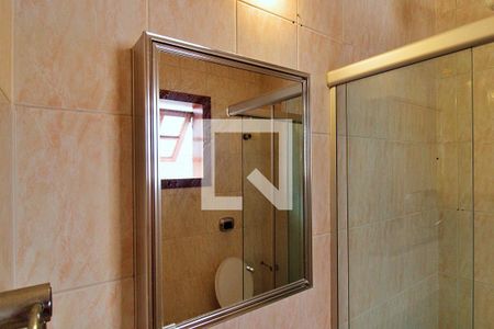 Casa à venda com 180m², 3 quartos e 4 vagasBanheiro da Suíte 3