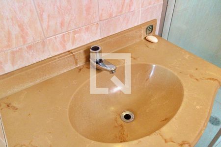 Casa à venda com 180m², 3 quartos e 4 vagasBanheiro da Suíte 3