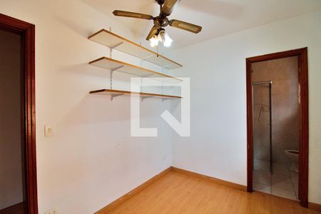Casa à venda com 180m², 3 quartos e 4 vagasSuíte 3