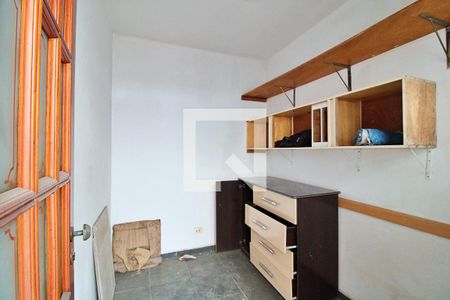 Casa à venda com 180m², 3 quartos e 4 vagasQuarto de Serviço