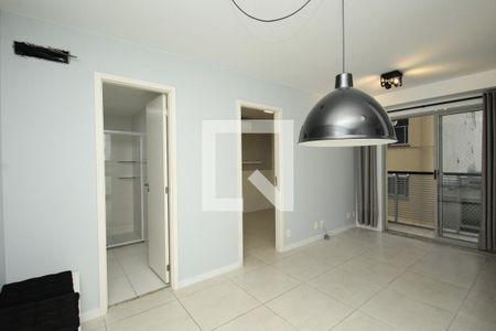 Sala de apartamento para alugar com 1 quarto, 43m² em Centro, Rio de Janeiro