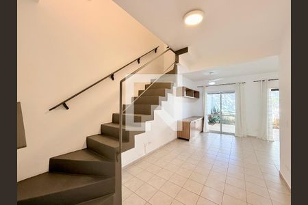 Sala  de casa de condomínio para alugar com 3 quartos, 145m² em Jardim Novo Santo Amaro, São Paulo