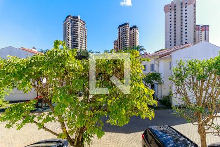 Casa de condomínio para alugar com 145m², 3 quartos e 2 vagas Casa de condomínio para alugar com 145m², 3 quartos e 2 vagasSuíte - Vista