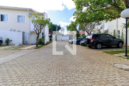 Casa de condomínio para alugar com 145m², 3 quartos e 2 vagas Casa de condomínio para alugar com 145m², 3 quartos e 2 vagasÁrea Comum