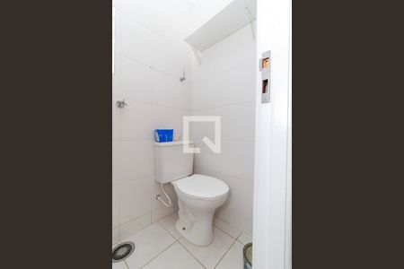Casa de condomínio para alugar com 145m², 3 quartos e 2 vagas Casa de condomínio para alugar com 145m², 3 quartos e 2 vagasÁrea de Serviço - Banheiro