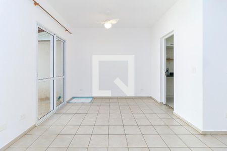 Sala de casa de condomínio para alugar com 3 quartos, 145m² em Jardim Novo Santo Amaro, São Paulo