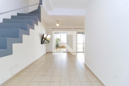 Sala de casa de condomínio para alugar com 3 quartos, 145m² em Jardim Novo Santo Amaro, São Paulo