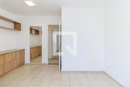 Casa de condomínio para alugar com 145m², 3 quartos e 2 vagas Casa de condomínio para alugar com 145m², 3 quartos e 2 vagasSuíte