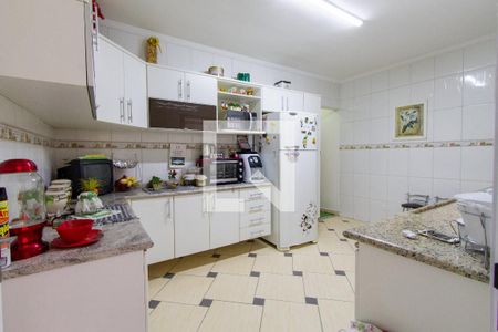 Casa à venda com 228m², 3 quartos e 2 vagasCozinha