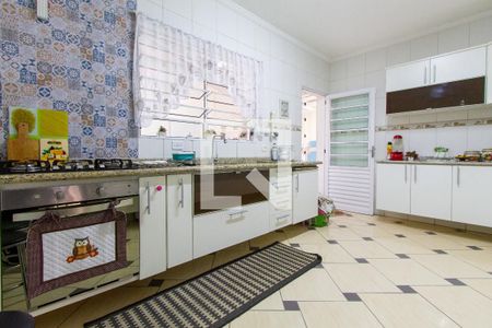 Casa à venda com 228m², 3 quartos e 2 vagasCozinha