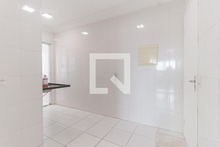 Cozinha de apartamento para alugar com 3 quartos, 74m² em Vila São Sebastião, Mogi das Cruzes