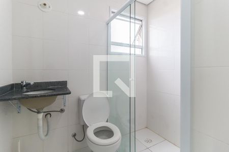 Banheiro da Suíte de apartamento para alugar com 3 quartos, 74m² em Vila São Sebastião, Mogi das Cruzes