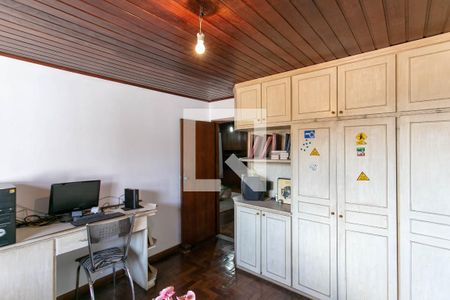 Casa à venda com 800m², 7 quartos e 5 vagasQuarto 4