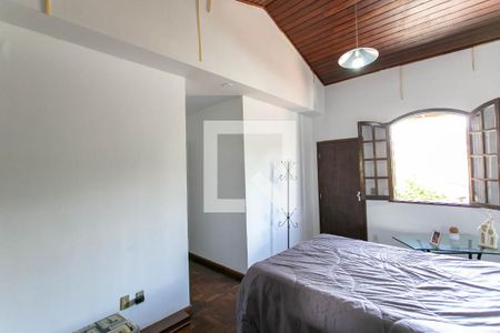 Casa à venda com 800m², 7 quartos e 5 vagasQuarto Suíte 2