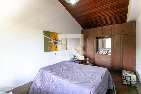 Casa à venda com 800m², 7 quartos e 5 vagasQuarto Suíte 2