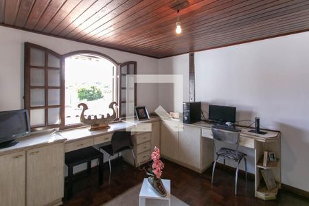 Casa à venda com 800m², 7 quartos e 5 vagasQuarto 4